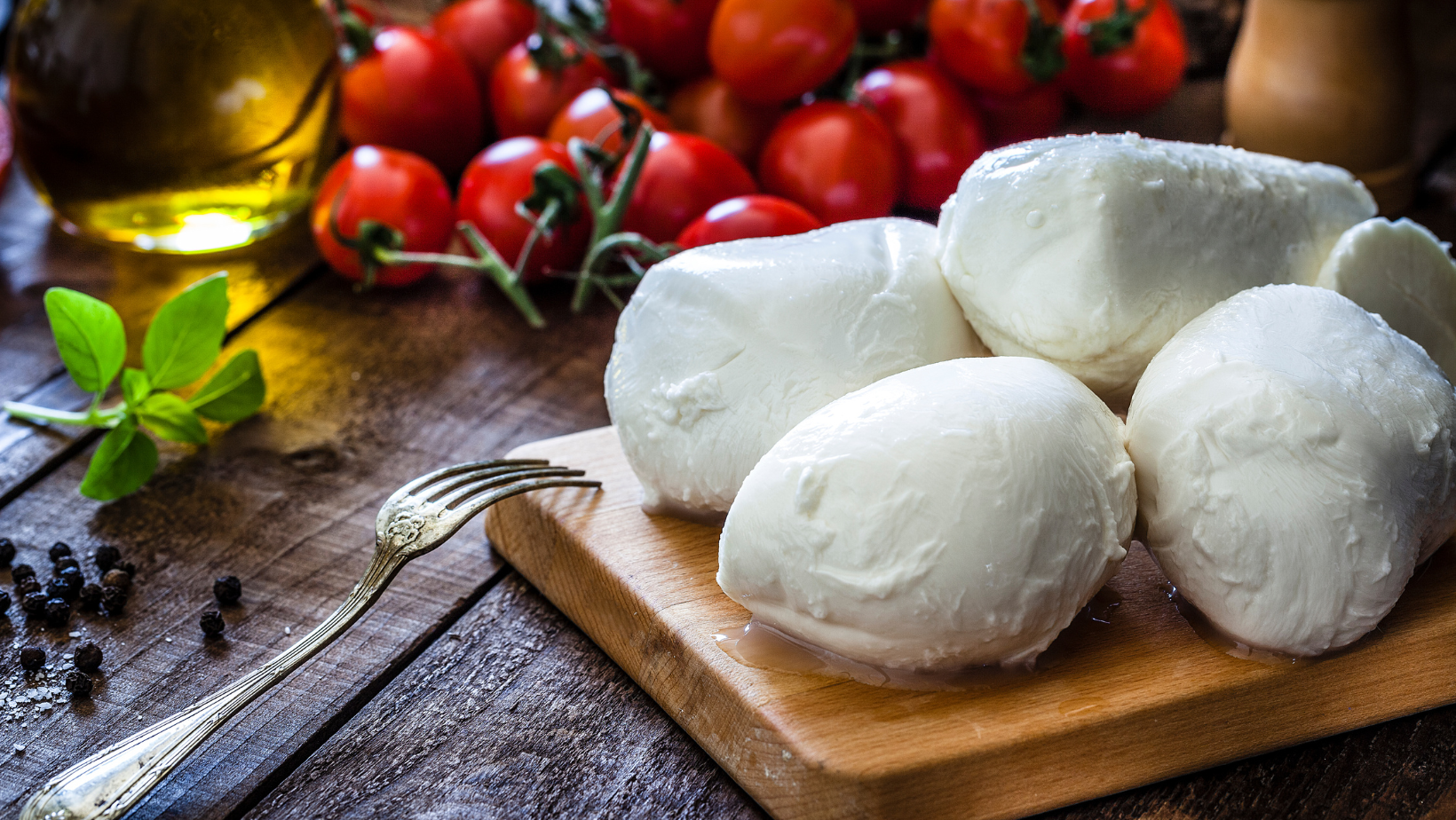 Czym różnią się sery miękkie? Czym się różni burrata od mozzarelli? 