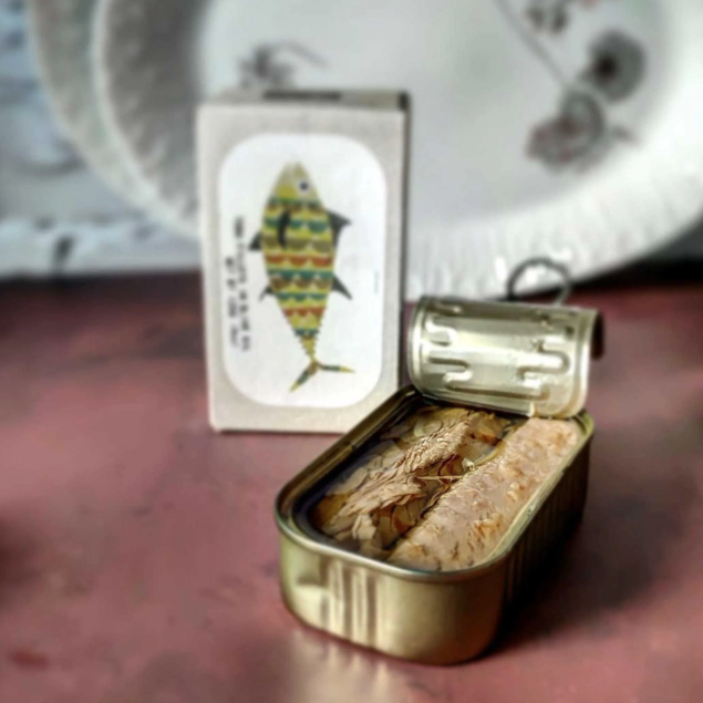 Jose Gourmet Tuna Fillets in Olive Oil - filety z tuńczyka w oliwie z oliwek 120 g