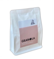 Sticky Blenders Granola z makadamią i karmelizowaną czekoladą rubinową 400 g