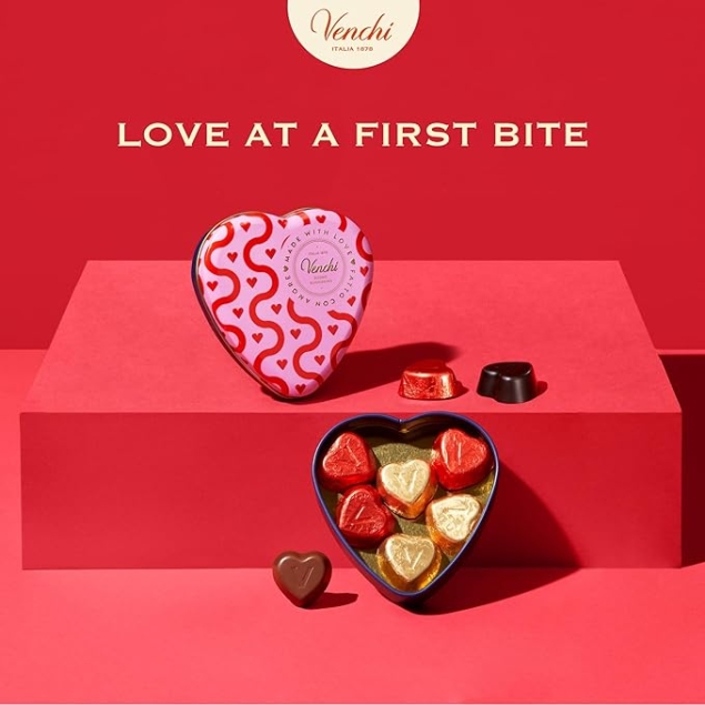 Venchi Valentine Small Heart Tin Box - mała puszka w kształcie serca z różnymi pralinami 48 g