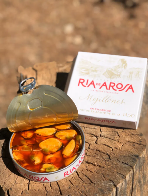 Ortiz Mejillones en Escabeche Fritos en Aceite de Oliva - małże w escabeche (marynacie octowej), smażone na oliwie z oliwek 115 g