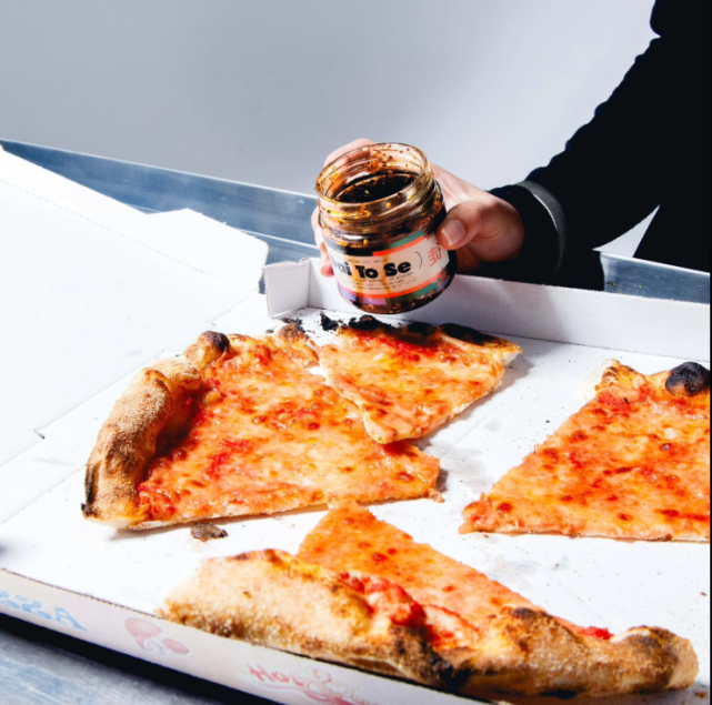 Dai To Se azjatycki olej klasyczny z koreańską papryką chilli i orzeszkami ziemnymi 160 g