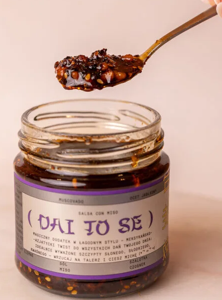 Dai To Se Salsa Con Miso - azjatycki olej chilli z pastą miso (łagodny) 160 g