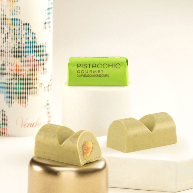 Venchi Ingot Pistachio Gourmet - biała czekoladka z prażonymi pistacjami 15 g (1 sztuka)