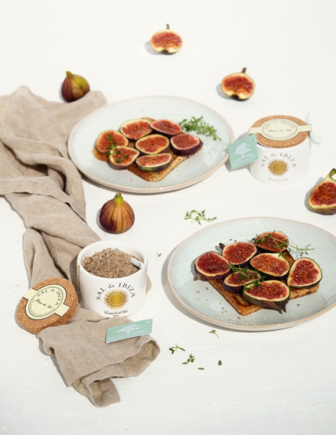 Sal de Ibiza Fleur de Sel Isla Blanca - sól morska w ceramicznym słoiczku 140 g