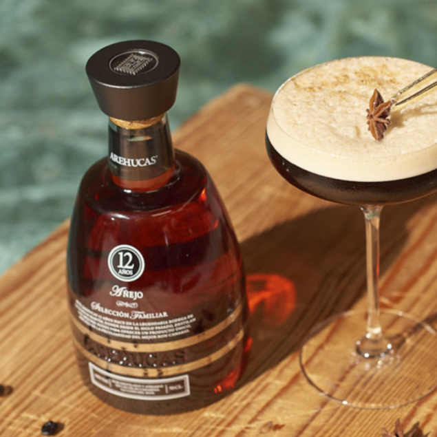 Arehucas Anejo Seleccion Familiar 40% - rum premium 12-letni z Wysp Kanaryjskich 0,7 L