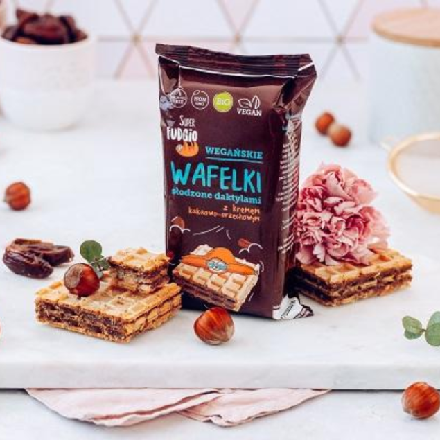 Super Fudgio Wegańskie Wafelki z kremem kakaowo-orzechowym słodzone daktylami BIO (4 sztuki x 30 g) 120 g