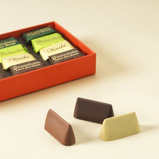 Venchi Gianduiotti Gift Box Core Collection - zestaw włoskich pralin gianduiotti 110 g