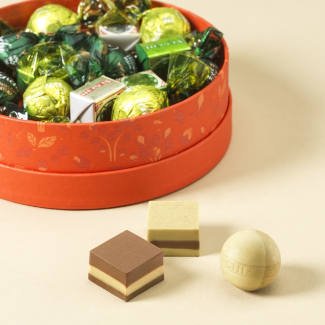 Venchi Small Hamper Core Collection - mały włoski zestaw prezentowy 160 g